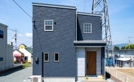 群馬県沼田市の一戸建て | 2650万円 | 3LDK | 241.55m² | Akiyama house finder