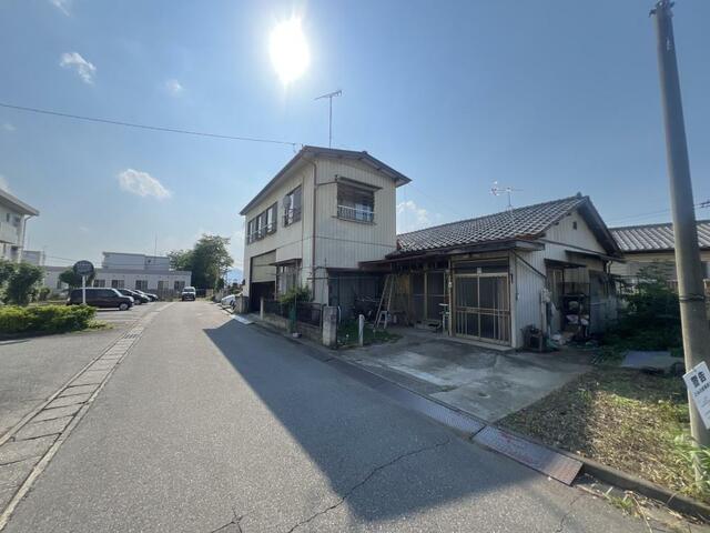 detached 群馬県富岡市七日市 地図を見る
