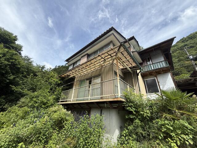 detached 群馬県多野郡神流町大字小平 地図を見る