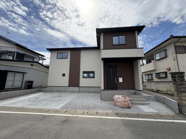 群馬県高崎市の一戸建て | 2799万円 | 4LDK | 201.65m² | Akiyama house finder