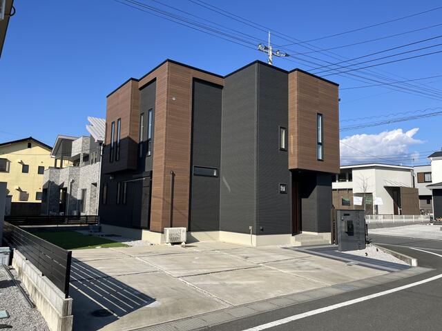 群馬県高崎市の一戸建て | 3250万円 | 3LDK | 202.15m² | Akiyama house finder