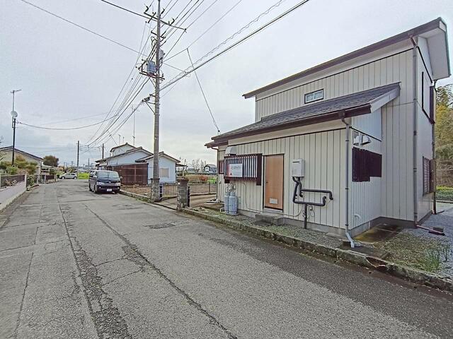 detached 群馬県邑楽郡邑楽町大字秋妻 地図を見る