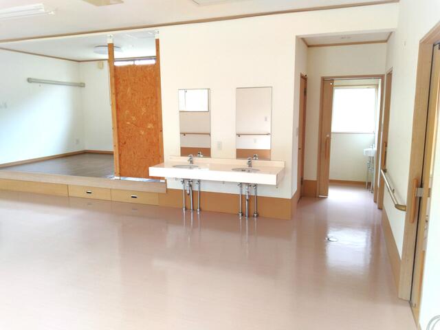 detached 群馬県吾妻郡高山村大字中山 地図を見る