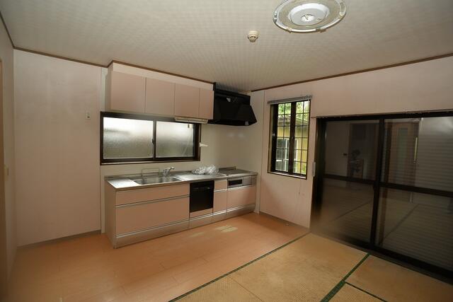 detached 群馬県吾妻郡東吾妻町大字郷原 地図を見る