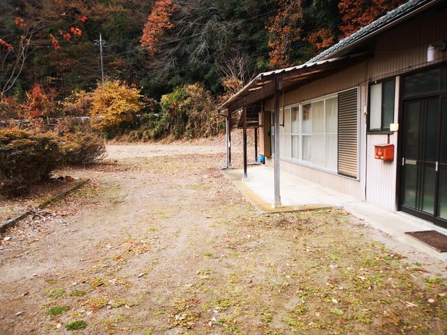 detached 群馬県吾妻郡東吾妻町大字岡崎 地図を見る