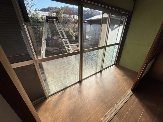 detached 群馬県吾妻郡東吾妻町大字本宿 地図を見る