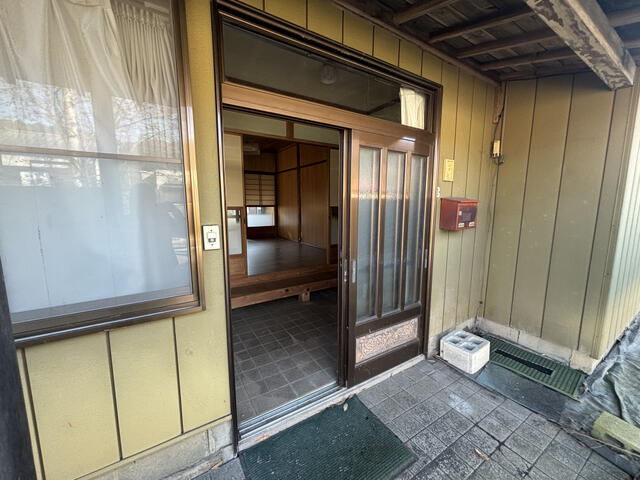 detached 群馬県吾妻郡東吾妻町大字本宿 地図を見る