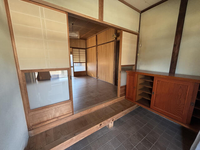detached 群馬県吾妻郡東吾妻町大字本宿 地図を見る