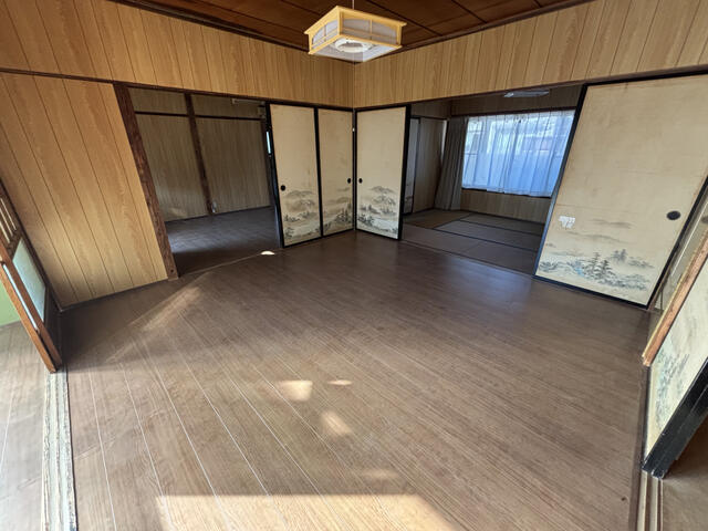 detached 群馬県吾妻郡東吾妻町大字本宿 地図を見る