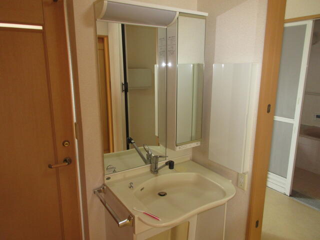 detached 群馬県邑楽郡大泉町大字寄木戸