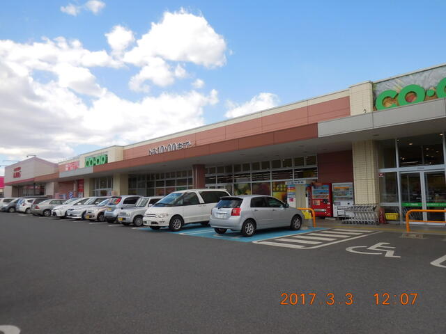 コープ藤岡店 (1,728m)