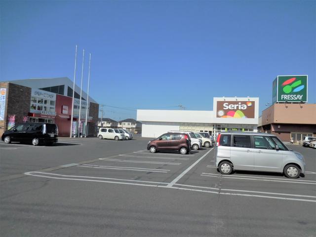 Ｓｅｒｉａ藤岡店 (756m)