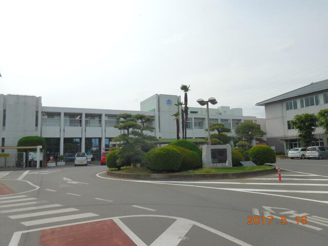 藤岡市役所 (942m)