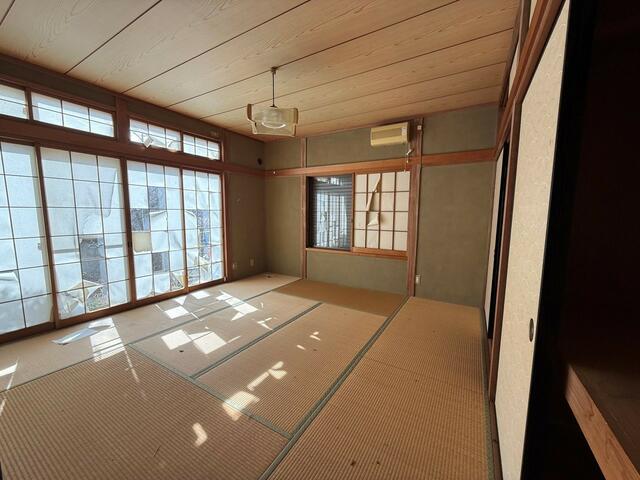 detached 群馬県甘楽郡下仁田町大字下仁田 地図を見る