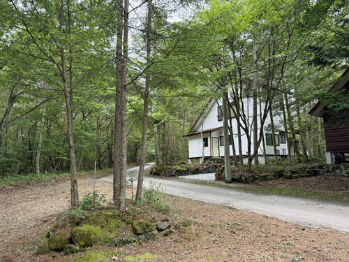 detached 群馬県吾妻郡嬬恋村大字鎌原 地図を見る