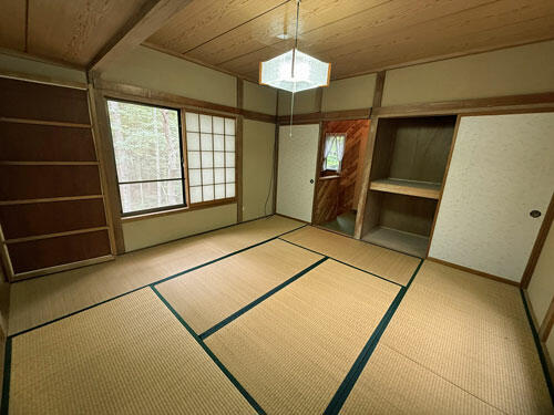 detached 群馬県吾妻郡嬬恋村大字鎌原 地図を見る
