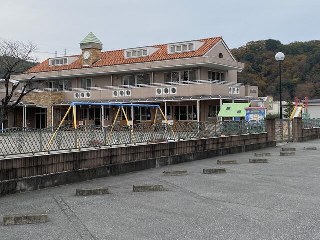 遠丸保育園 (1,120m)