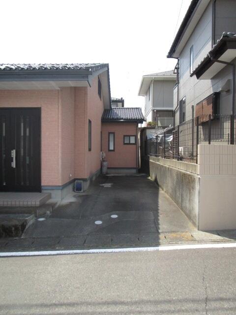 detached 群馬県北群馬郡榛東村大字新井 地図を見る