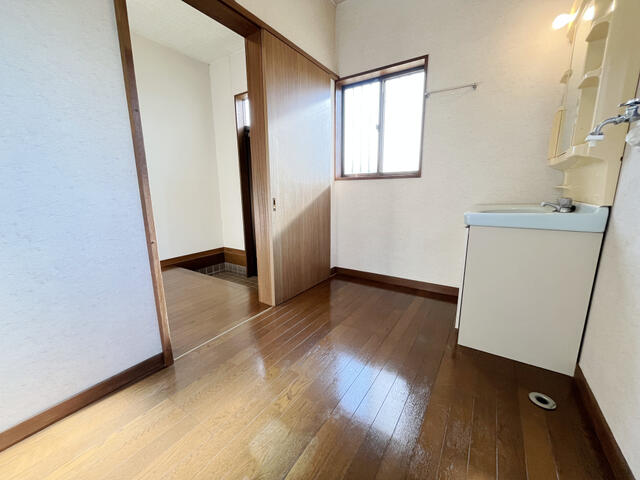 detached 群馬県館林市小桑原町