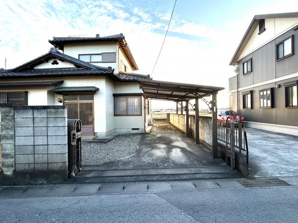 detached 群馬県館林市近藤町 地図を見る