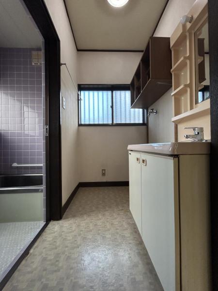 detached 群馬県邑楽郡邑楽町大字中野 地図を見る