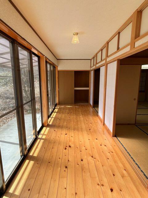 detached 群馬県吾妻郡中之条町大字岩本 地図を見る