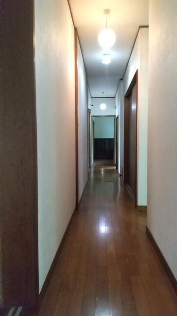 リビング以外の居室／廊下