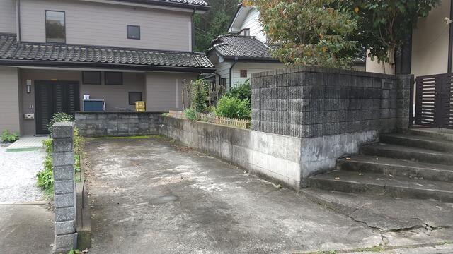 現地（駐車場）／縦列駐車２台可