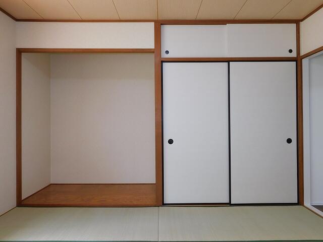 収納／和室８畳の押入と床の間