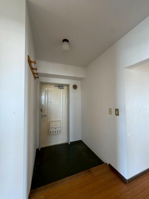 玄関／広い玄関