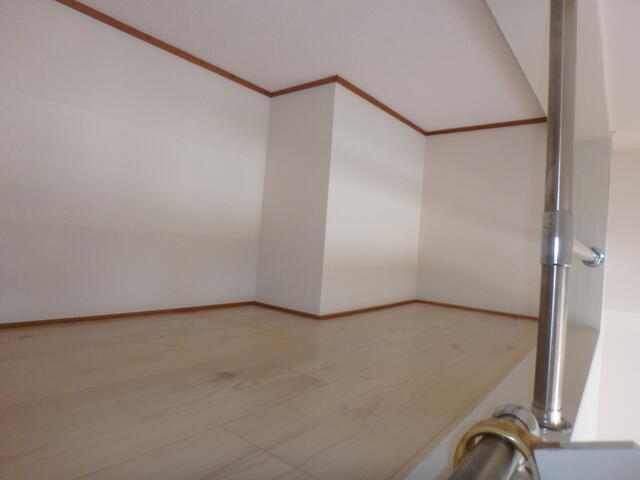 リビング以外の居室／ロフト付　退去前の為、以前の写真です。
