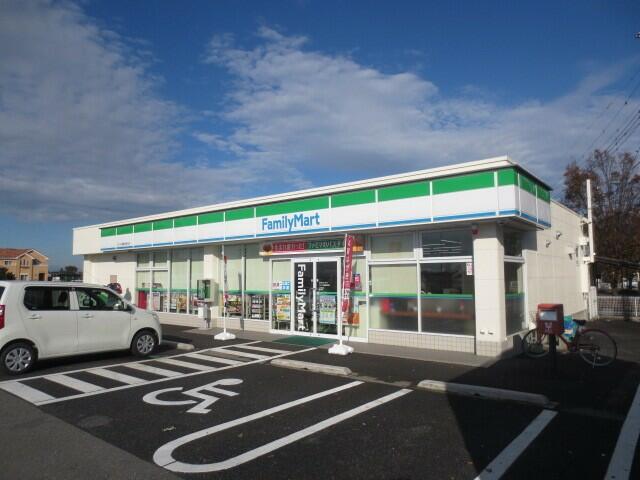ファミリーマート 春日部南栄町店 (500m)