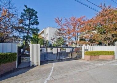立野小学校 (300m)
