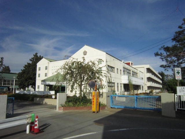 桜川小学校 (1,260m)