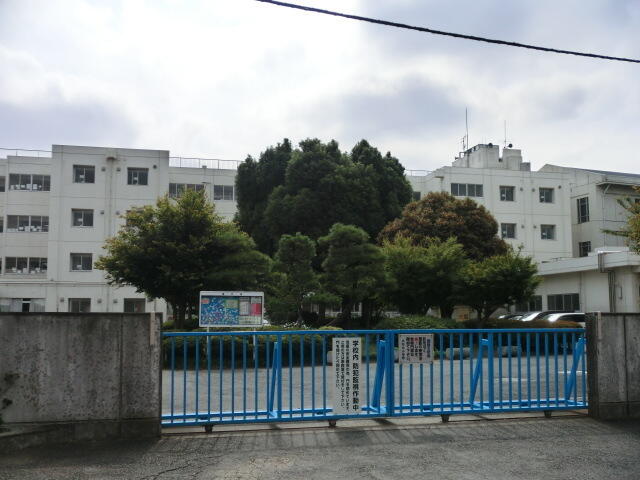 上尾市立大石北小学校 (500m)