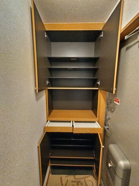 玄関／【別室参考写真】下駄箱