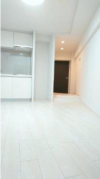 リビング以外の居室／スリムタイプＬＥＤ照明が採用されており　、居室全体を明るく照