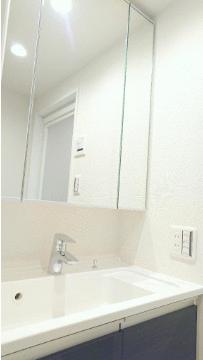 洗面台・洗面所／新規フルリノベーションによりＰａｎａｓｏｎｉｃ製の独立洗面台