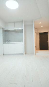 リビング／ＬＩＸＩＬのインプラス窓サッシも新品に交換されており　、断熱