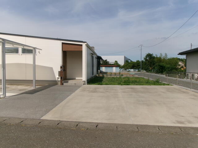detached 茨城県坂東市馬立