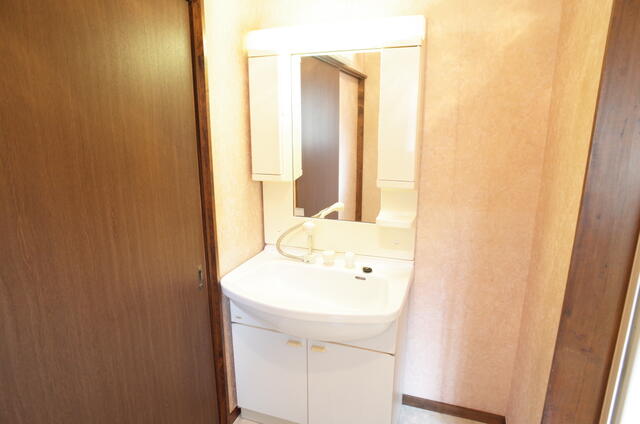 detached 埼玉県坂戸市泉町２丁目