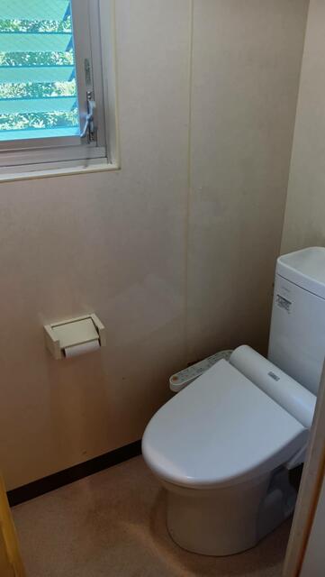 トイレ／お気に入りのカバーやマット、スリッパを置いて快適空間に