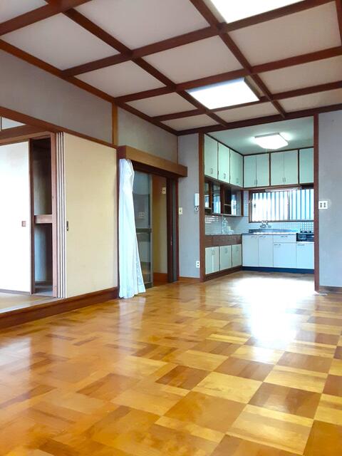 detached 長野県北佐久郡軽井沢町大字発地 地図を見る