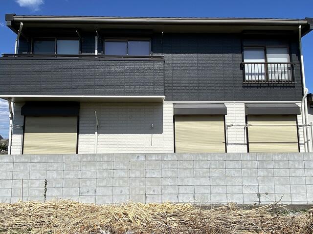 現地（外観）／南側　全室南向きの明るい間取り
