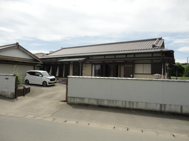 detached 千葉県山武郡横芝光町坂田池 地図を見る