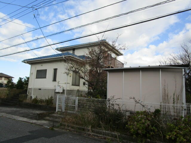 現地（外観）／建物外観（角度を変えて）