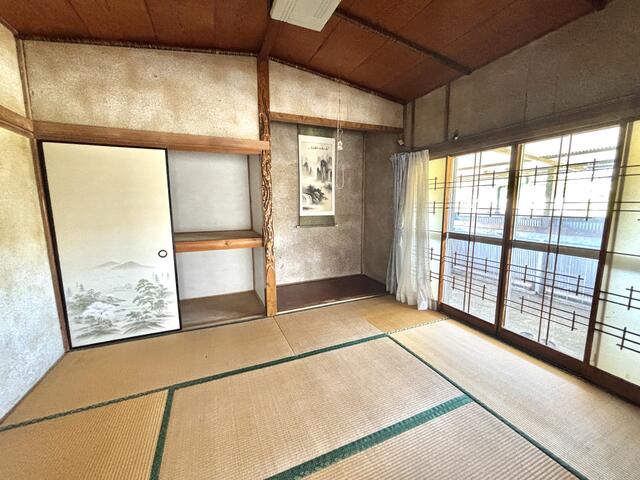 detached 千葉県南房総市和田町中三原 地図を見る