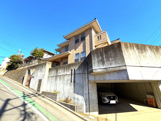 千葉県船橋市の一戸建て | 6480万円 | 5SLDK | 268.33m² | Akiyama house finder