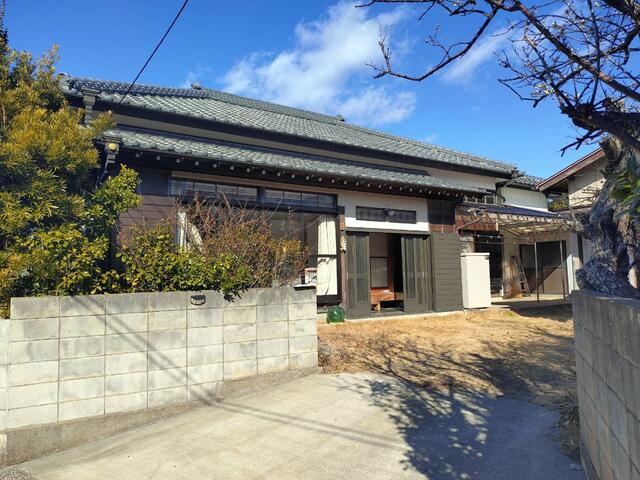 千葉県館山市の一戸建て | 1500万円 | 4LDK | 284.26m² | Akiyama house finder
