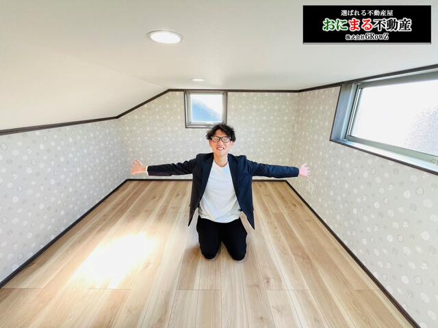 リビング以外の居室／約５帖の広々とした小屋裏収納◎／撮影日2025-11-21